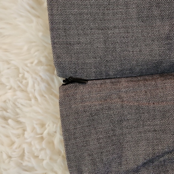 Kenneth Cole Grey Size 4 skirt - Picture 4 of 4